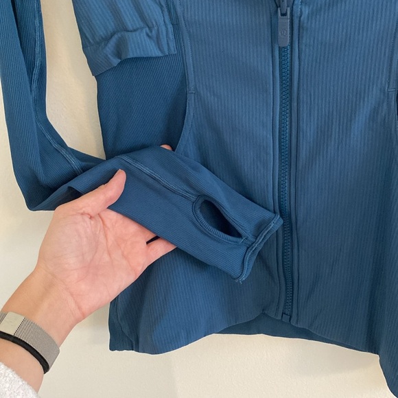 Lululemon Dance Studio Jacket Rib Sleeve Reversible Petrol Blue size 6 - Picture 9 of 15
